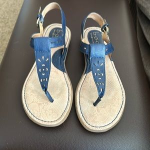 EUC BOC Navy Sandals Sz 8